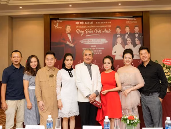 "Hãy đến với anh" - 50 năm tiếng hát Quang Thọ: Người trí thức hát ảnh 5