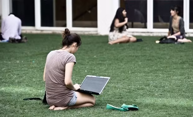 Thích ứng an toàn với COVID-19 - Bài 2: Phòng tuyến bảo vệ học sinh ảnh 1