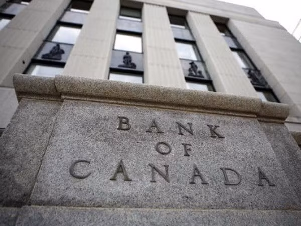 WEF: Hệ thống ngân hàng của Canada ổn định nhất thế giới ảnh 1