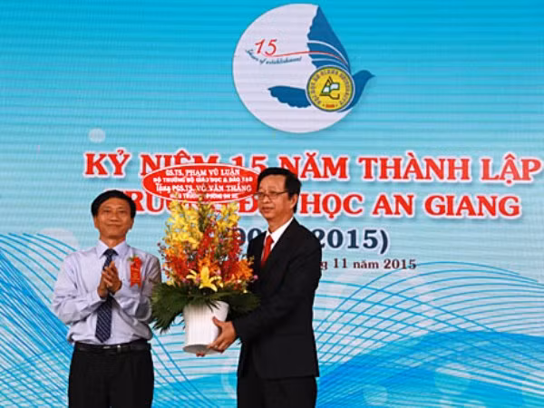 Chuyển trường Đại học An Giang về ĐH Quốc gia Thành phố Hồ Chí Minh ảnh 1
