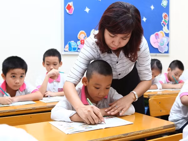 Bộ Giáo dục ra quy chế tuyển sinh đại học riêng cho trường sư phạm ảnh 1