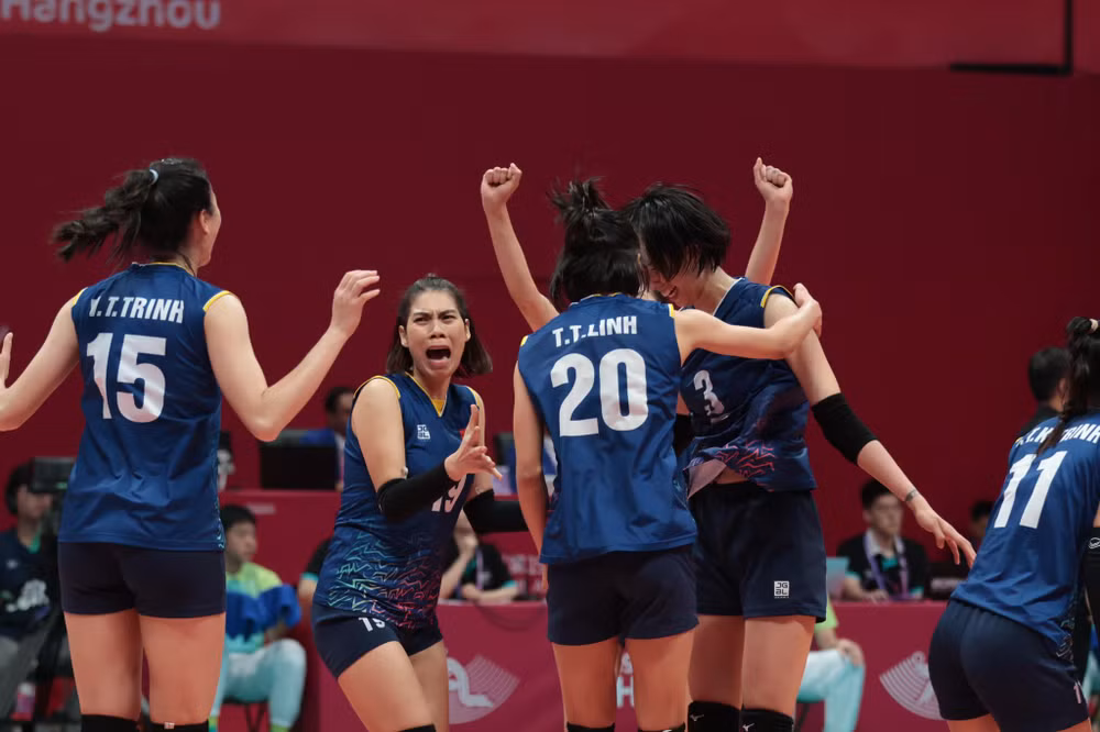 ASIAD 19: Bóng chuyền Nữ Việt Nam ngược dòng kịch nh trước Hàn Quốc ảnh 1