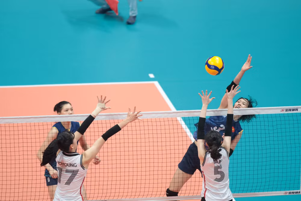 ASIAD 19: Bóng chuyền Nữ Việt Nam ngược dòng kịch nh trước Hàn Quốc ảnh 2