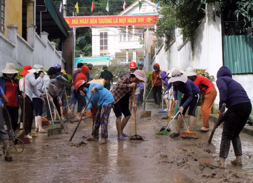 Nghệ An đề nghị hỗ trợ khẩn cấp để khắc phục hậu quả mưa lũ ảnh 1