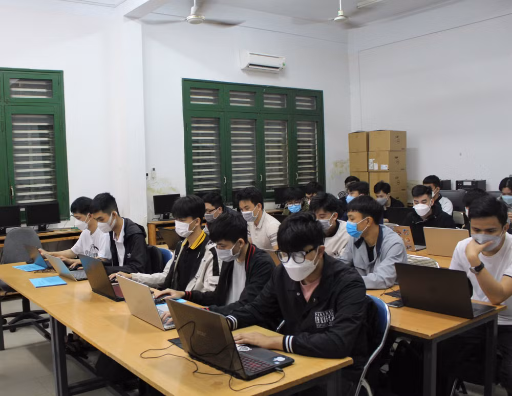 Chuyển đổi số - hướng đi mới trong công tác đào tạo của ĐH Đà Nẵng ảnh 1