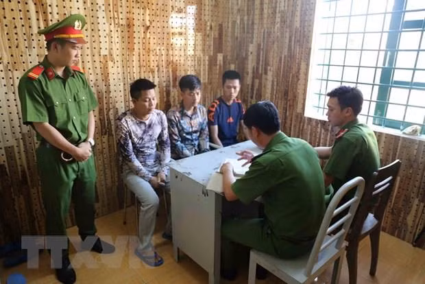 Thủ tướng chỉ thị tăng cường phòng ngừa, đấu tranh với "tín dụng đen" ảnh 2