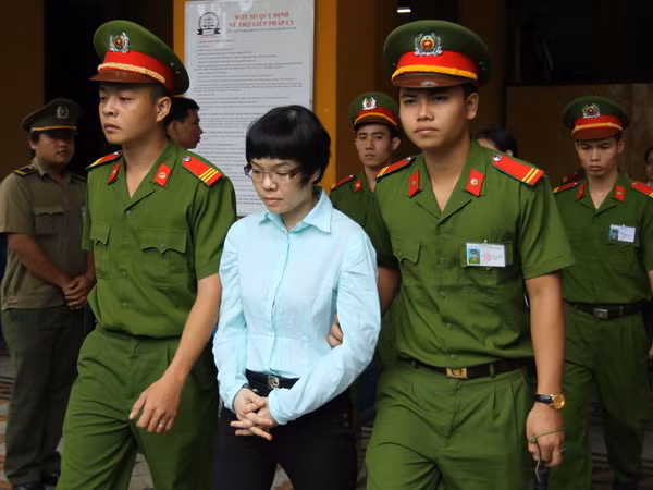 “Siêu lừa” Huỳnh Thị Huyền Như lĩnh án tù chung thân ảnh 1