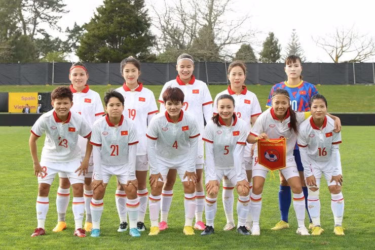 Tuyển Nữ Việt Nam thua Tây Ban Nha 0-9 trước thềm World Cup Nữ ảnh 2
