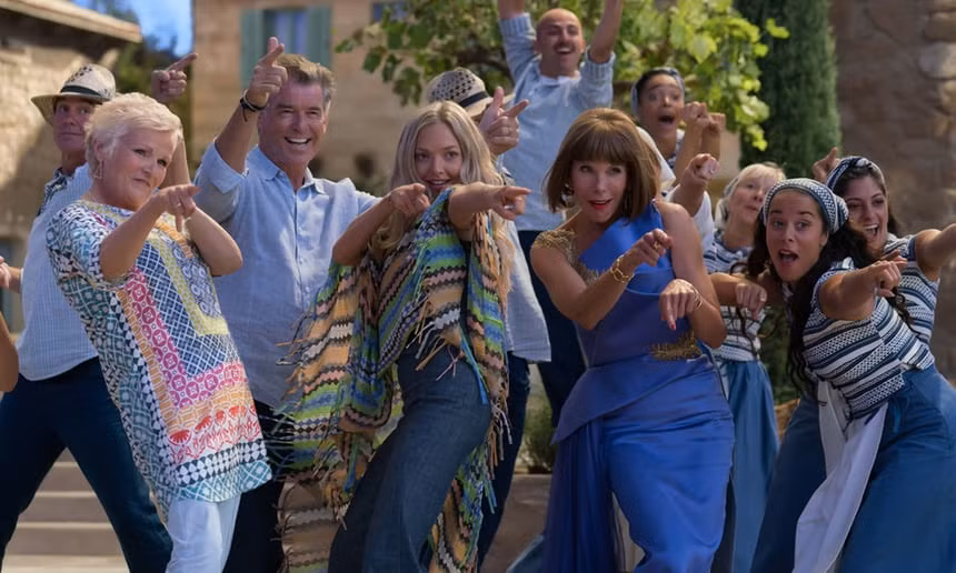 "Mamma Mia! 2” đưa người yêu nhạc trở lại với cả bầu trời kỷ niệm ảnh 1