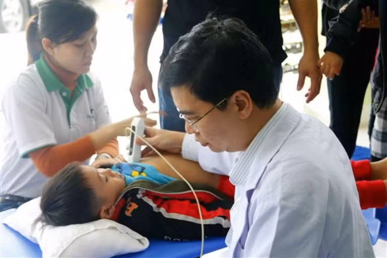 30.000 trẻ sẽ được tầm soát bệnh tim bẩm sinh khi chào đời ảnh 1