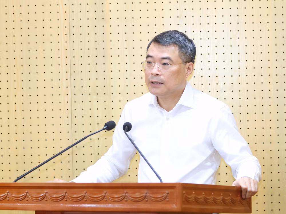 TTXVN_1306TruongbanTochucTrunguongLeminhhung.jpg