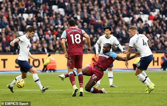Tottenham giành chiến thắng đầu tay dưới thời HLV Jose Mourinho ảnh 5