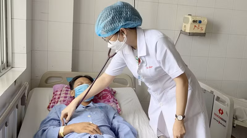 Cần Thơ: 12 ngày chạy đua cứu sống bệnh nhân sốc đa chấn thương ảnh 1