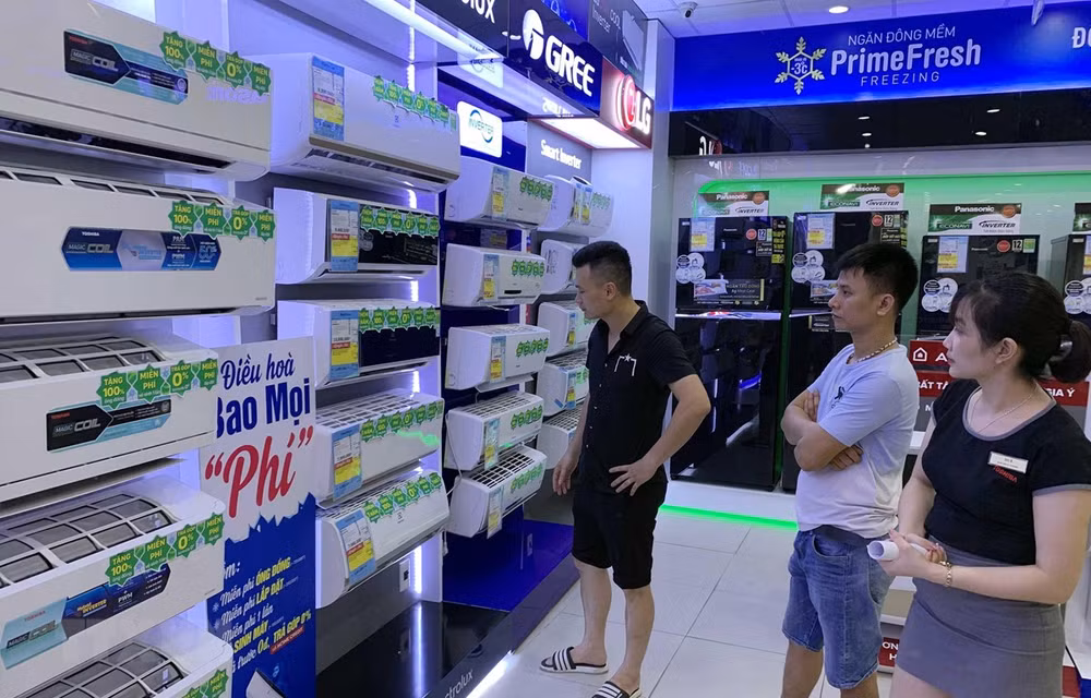 Sức mua hàng điện máy tại TP.HCM chưa 'tăng nhiệt' trong mùa nóng ảnh 1