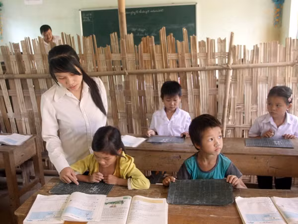 Nhân lực ngành sư phạm: 'Trả học phí không quan trọng bằng đầu ra' ảnh 1