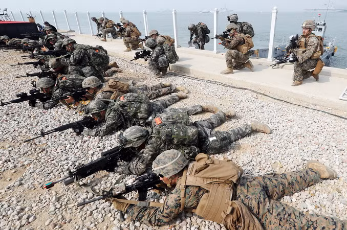 "Hàn Quốc sẽ tự phát triển vũ khí hạt nhân nếu Mỹ gây áp lực" ảnh 1