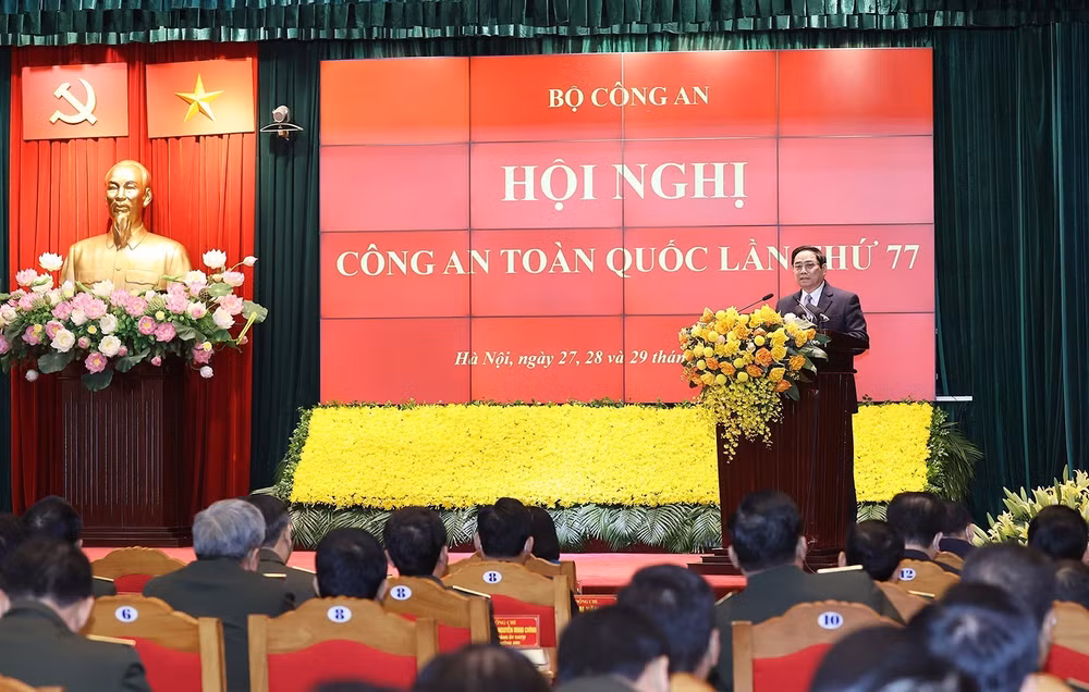 'Công an phải đặt lợi ích quốc gia-dân tộc và nhân dân lên trên hết' ảnh 1