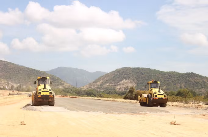 Vượt tốc độ thi công cao tốc Bắc-Nam đoạn Nha Trang-Cam Lâm ảnh 1