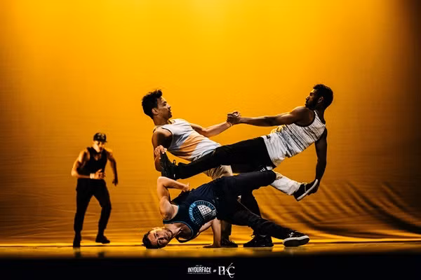 ‘#Hashtag 2.0’: Đánh thức mọi giác quan cùng những vũ công Pháp ảnh 2