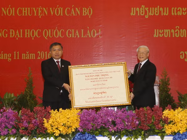 Tổng Bí thư Nguyễn Phú Trọng phát biểu tại Đại học Quốc gia Lào ảnh 2