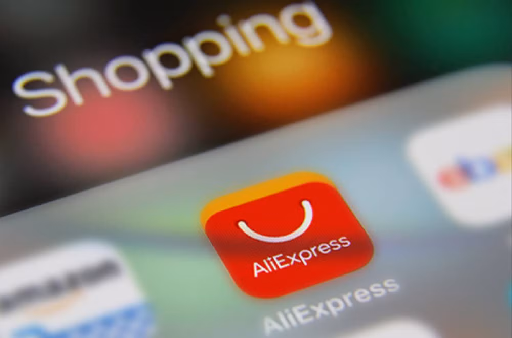 Mỹ bổ sung AliExpress và WeChat vào danh sách các thị trường "xấu" ảnh 1