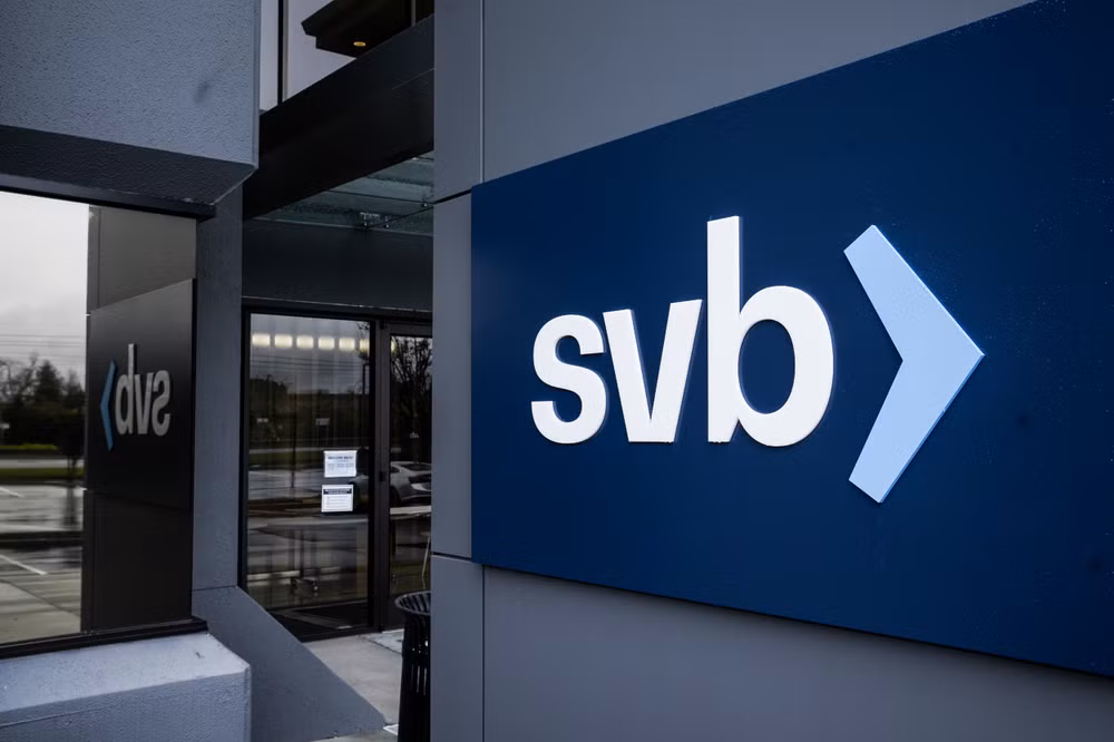 HSBC mua chi nhánh SVB tại Anh nhằm bảo vệ khách hàng ảnh 1