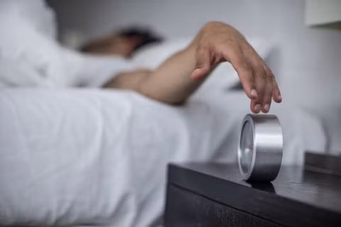 Nghiên cứu: Ngủ thêm 1 tiếng mỗi ngày có thể làm giảm 10kg trọng lượng ảnh 2