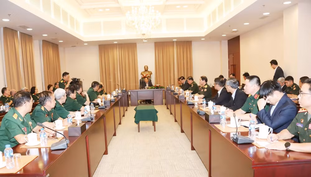 ttxvn_tong bi thu lao quan tinh nguyen (7).jpg