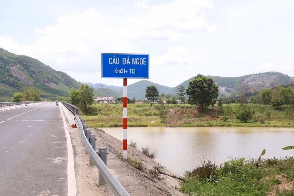 ttxvn de_xuat_xay_dung_hang_loat_du_an_thuy_dien_tai_tinh_phu_yen2_resize.jpg