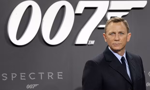 Daniel Craig chính thức khẳng định tiếp tục đóng James Bond ảnh 1