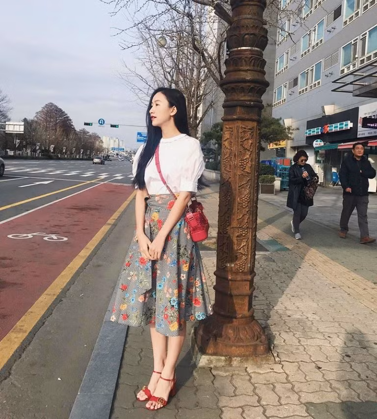 Thanh Hằng, Chi Pu và dàn sao Việt khoe vẻ ngọt ngào với váy áo rực rỡ ảnh 7