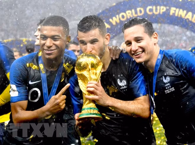 Những khoảnh khắc mang tính biểu tượng của World Cup 2018 ảnh 4
