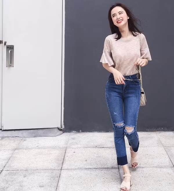 Chiêm ngưỡng phong cách xuống phố đẹp nhất tuần của mỹ nhân Việt ảnh 8