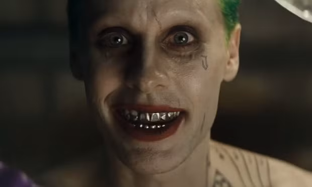 Siêu phẩm "Suicide Squad" tung trailer gây tò mò về Joker ảnh 1