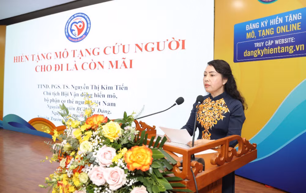 Phó Giáo sư Nguyễn Thị Kim Tiến - Nguyên Bộ trưởng Y tế, Chủ tịch Hội vận động hiến mô, bộ phận cơ thể người cho hay Việt Nam. (Ảnh: PV/Vietnam+)