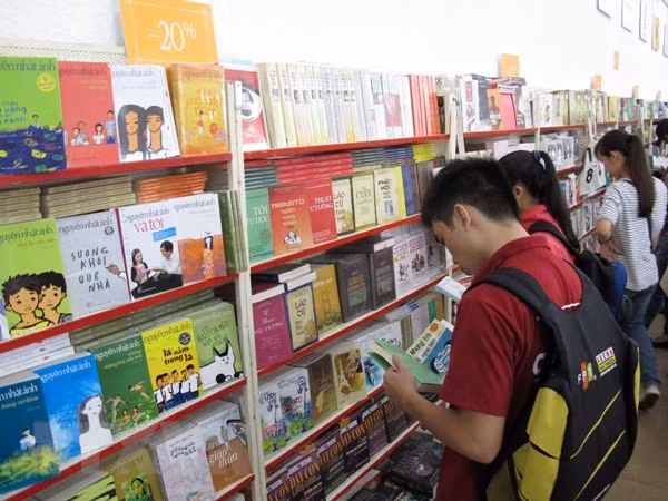 Phát triển văn học nghệ thuật thành sức mạnh tinh thần của dân tộc ảnh 1