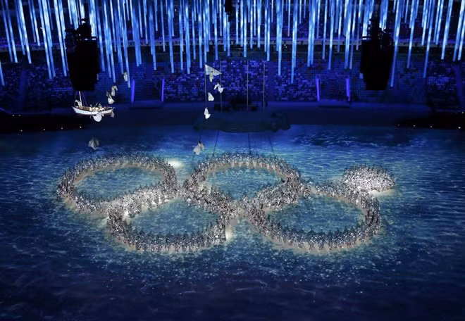 Ngập tràn tiếng cười với sự cố ở lễ bế mạc Olympic Sochi ảnh 1