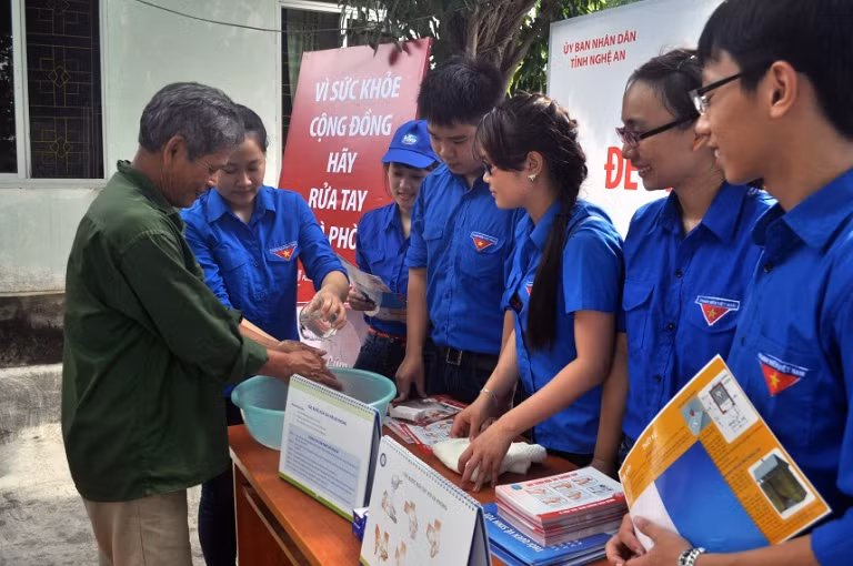 Khánh Hòa đẩy mạnh triển khai phong trào vệ sinh yêu nước ảnh 2