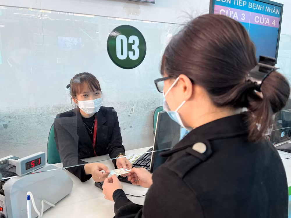 Chuyển đổi số trong khám, chữa bệnh: Tại sao người dân chưa mặn mà? ảnh 2