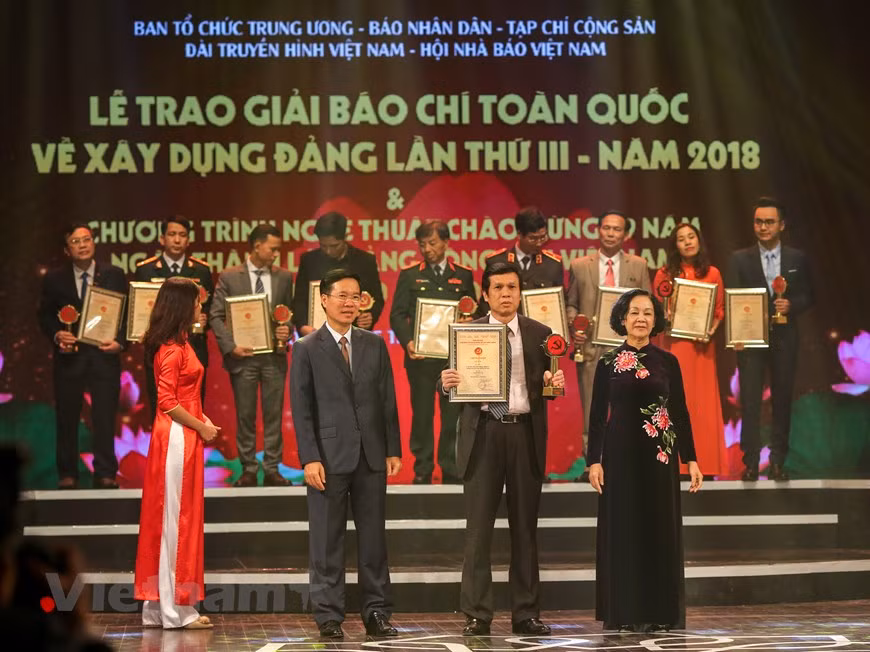 Hơn 1.600 tác phẩm tham dự Giải Búa liềm vàng lần thứ IV năm 2019 ảnh 1