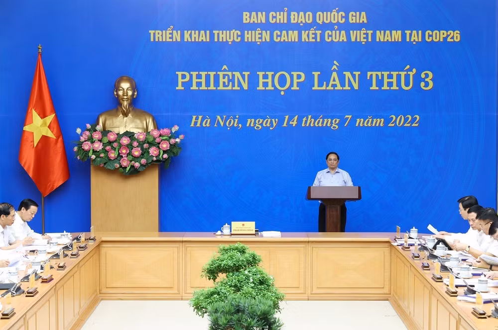 Thủ tướng: Xác định rõ 6 quan điểm để thực hiện các cam kết tại COP26 ảnh 1