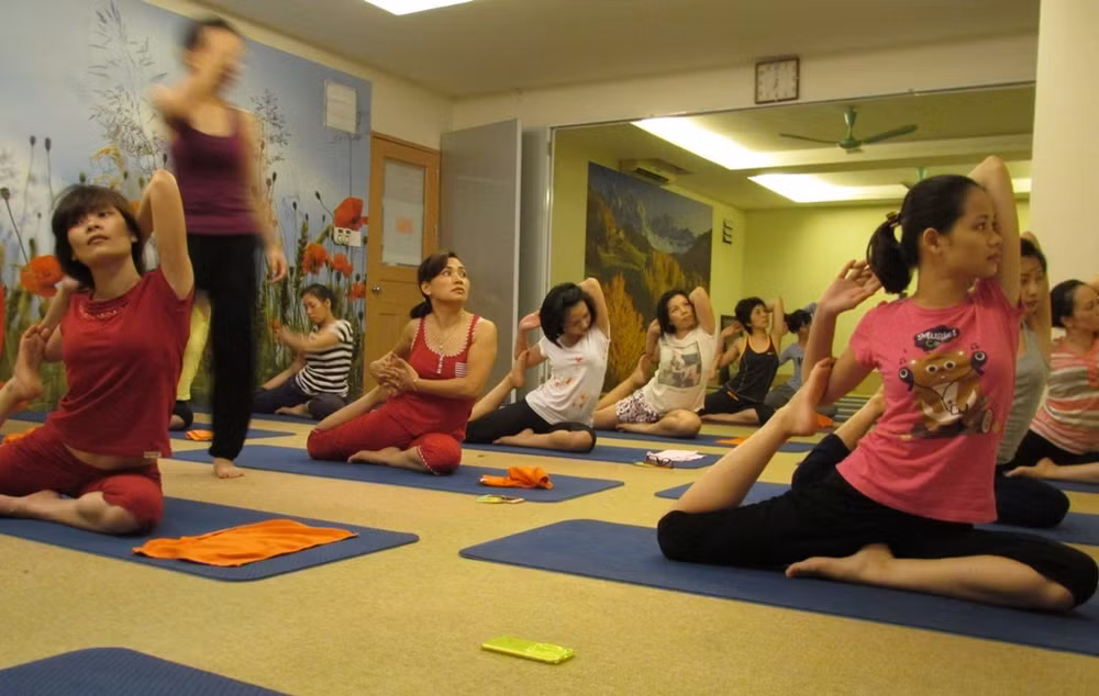Yoga phong trào: "Trăm hoa đua nở," từ bình dân đến hàng hiệu ảnh 1