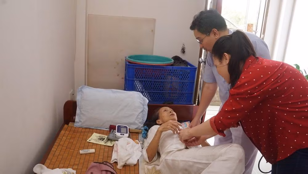 Dịch vụ chăm sóc tại nhà cho bệnh nhân ung thư: Giảm nhẹ nỗi đau ảnh 1