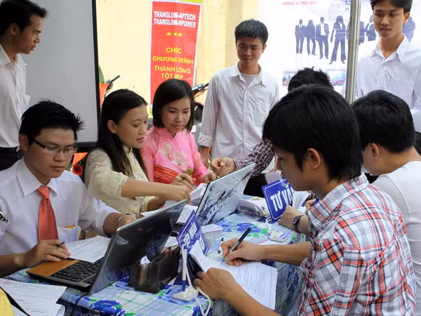 TP.HCM sẽ tuyển dụng 20.000 lao động trong tháng 6 ảnh 1