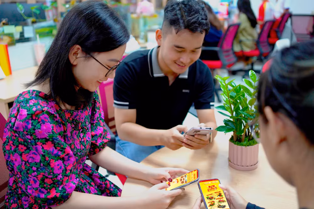 Xưa trò chơi dân gian đón Tết, nay đón Nguyên đán với game 4.0 ảnh 2