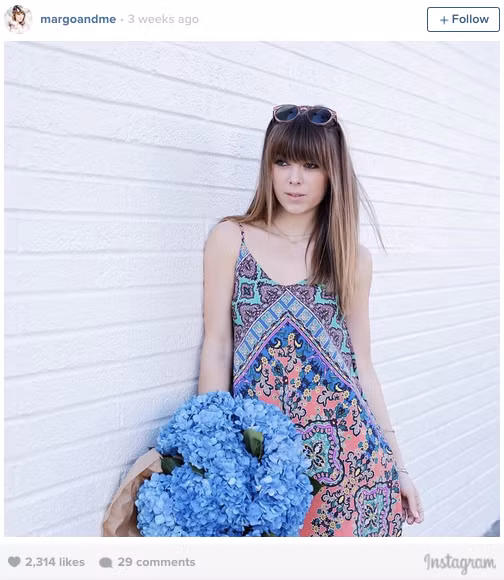 Chiếc váy Lord & Taylor 88 USD "gây bão" Instagram tháng 4 ảnh 4
