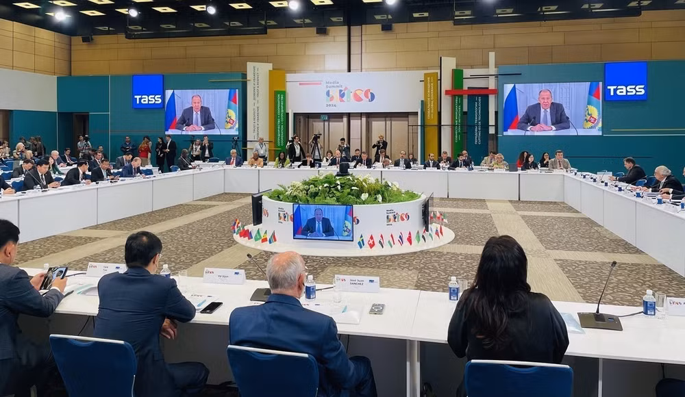ttxvn_lanh_dao_ttxvn_tham_du_le_ky_niem_120_nam_thanh_lap_tass_va_dien_dan_cap_cao_truyen_thong_brics_10.jpg