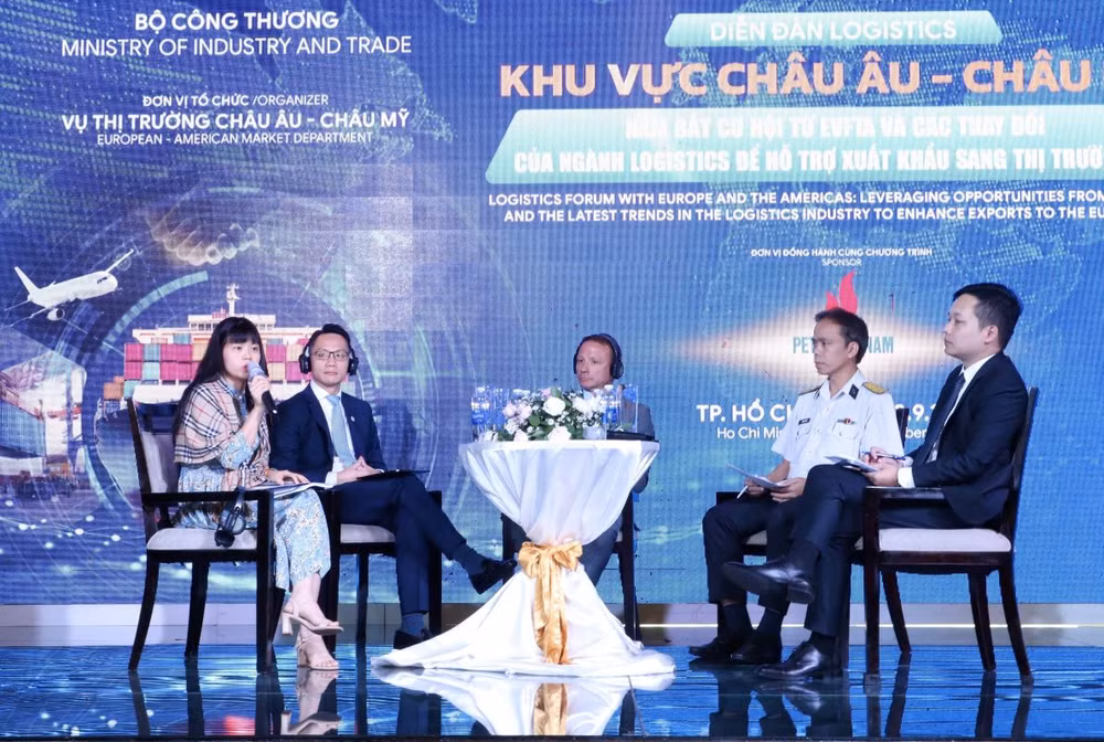 ttxvn_dien_dan_logistics_khu_vuc_chau_au_–_chau_my_1309-3.jpg