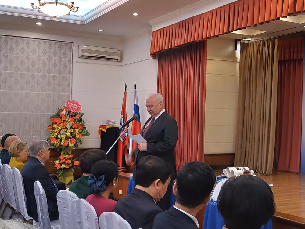 Sách về anh hùng Phạm Tuân có nhiều tài liệu lần đầu được công bố ảnh 4