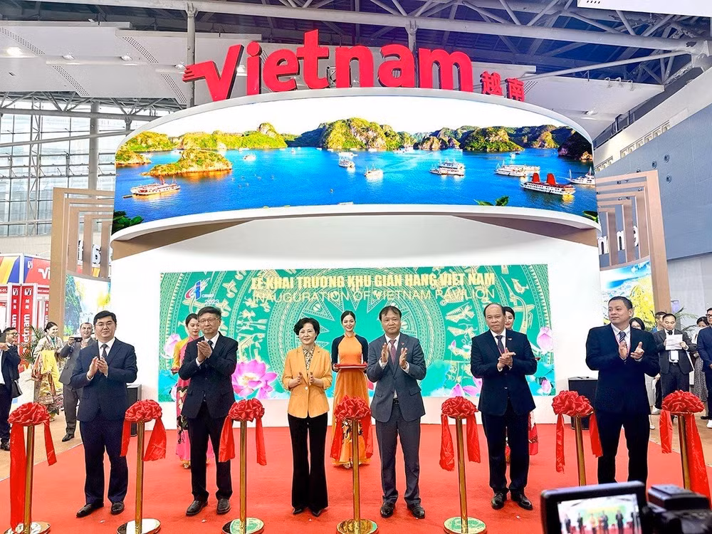 Hỗ trợ doanh nghiệp tăng cường xuất khẩu sang thị trường Trung Quốc ảnh 1